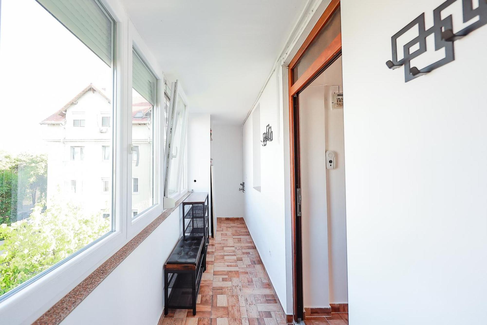 Oradea City Center Apartment Near Aquapark With Jacuzzi & Parking Exteriör bild